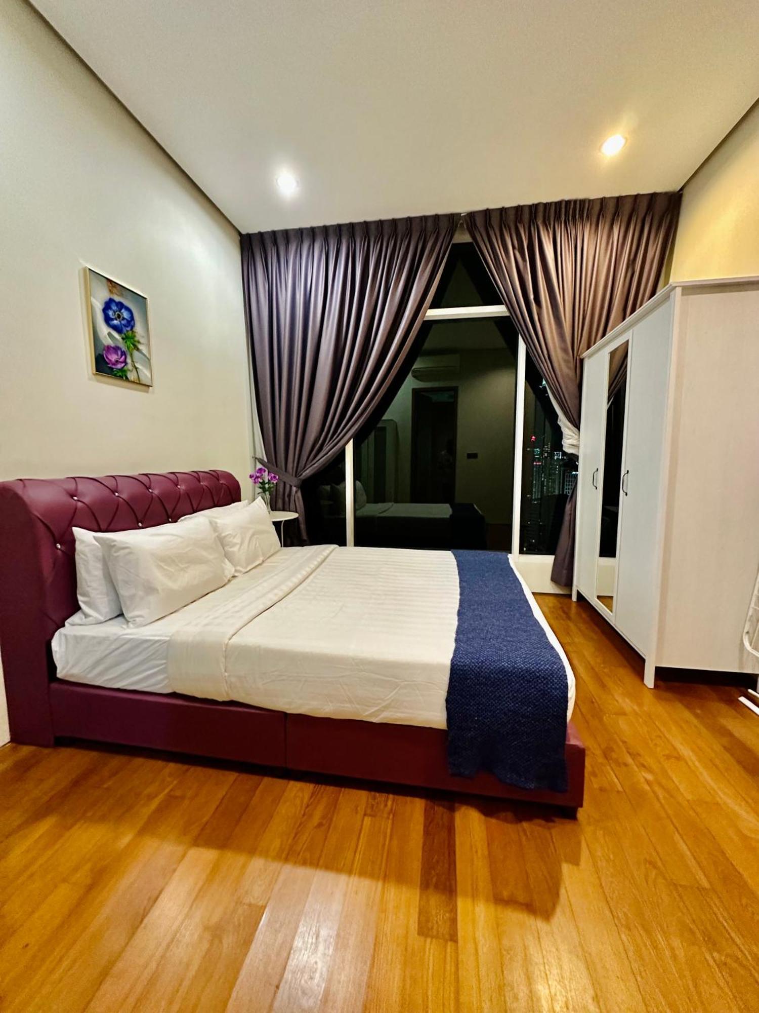 Soho Suites Klcc By Sky Multilink Куала-Лумпур Экстерьер фото